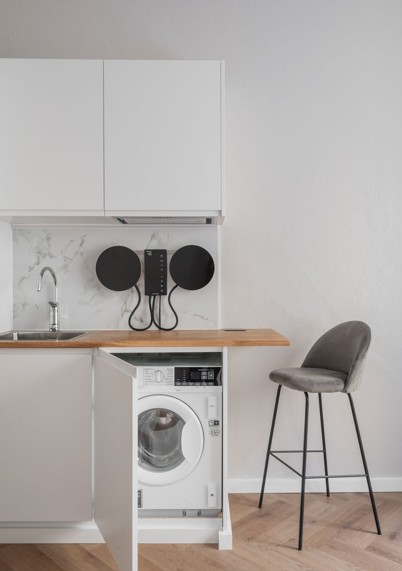 Moderni keittiö, sisustussuunnittelu Punavuori Helsinki – Designed by Suvi